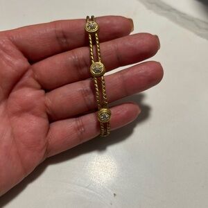 Swarovski Gold-Tone Crystal Accent Women's Bracelet Preloved fits 7”